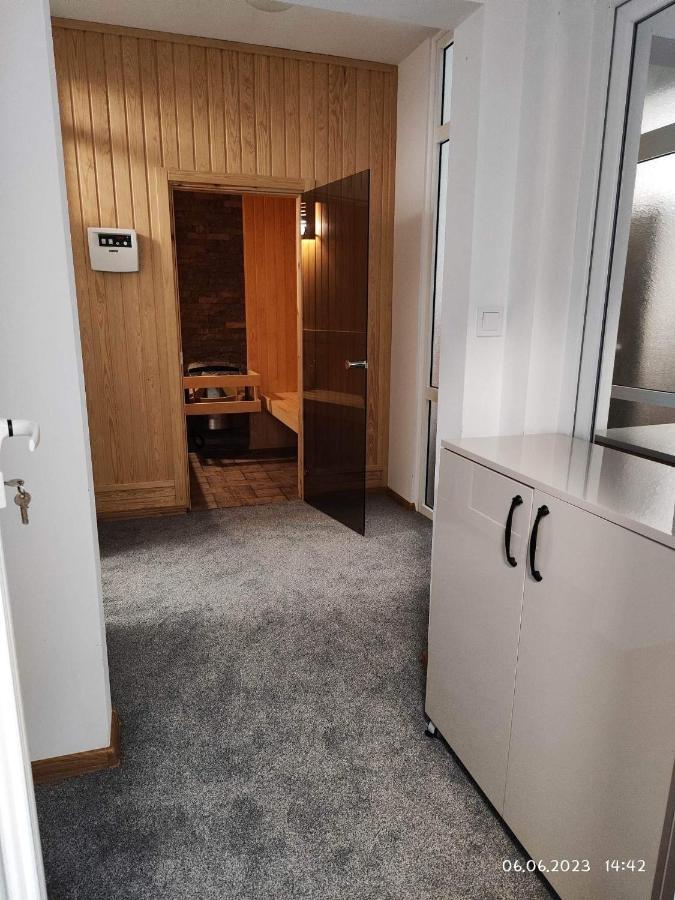 Dety's Apartment *